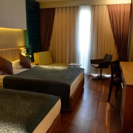 منتجع شيروود دريمز 5*
